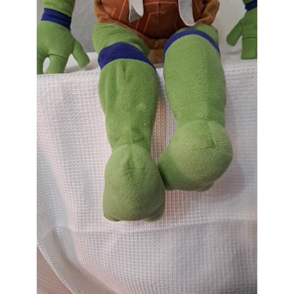 2023 TMNT Mutant Mayhem Leonardo Plush 26" Kids Stuffed Animal Body Pillow - Picture 9 of 9